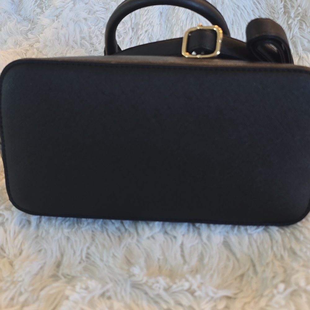 NWT Marilyn Monroe Black Dome Satchel Crossbody Handbag Gold Hardware - Picture 4 of 5